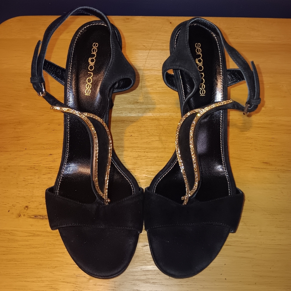 Sergio Rossi Suede Swarovski Crystal Heels Size 37 1/2